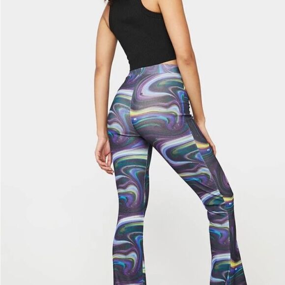 Urban Outfitters NGOrder Flare Pant
NWT Size 8 - Picture 2 of 10